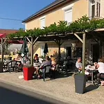 L' Campagnarde, Lourdes Hotel