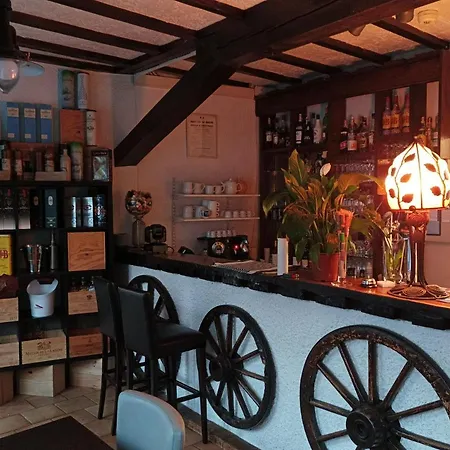 L' Campagnarde, Lourdes Sauna Restaurant 2*