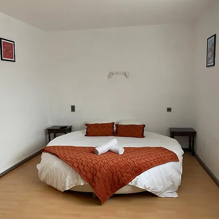 L' Campagnarde, Lourdes 2* Poueyferré