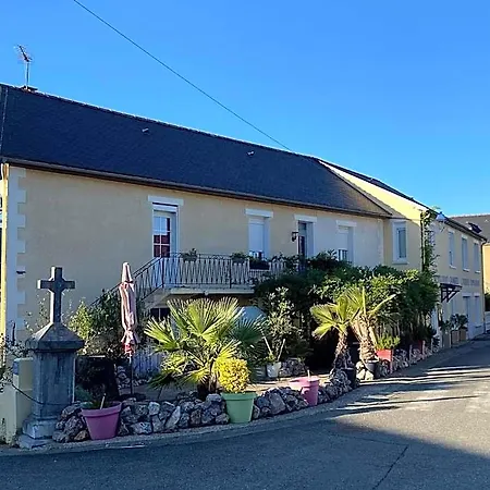 L' Campagnarde, Lourdes Poueyferré