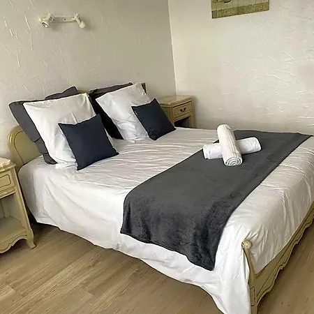 L' Campagnarde, Lourdes Hotel