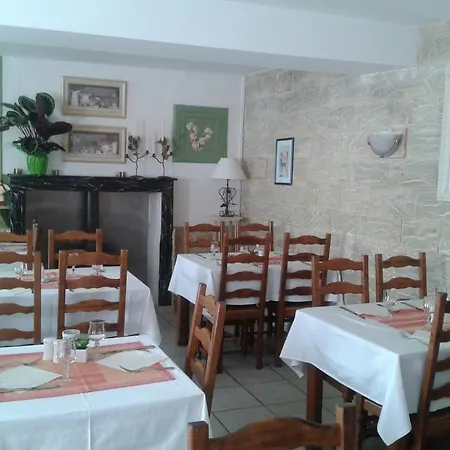 L' Campagnarde, Lourdes Sauna Restaurant Hotel 2*