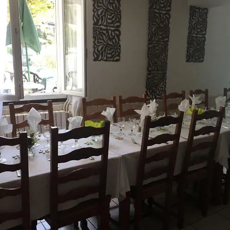 L' Campagnarde, Lourdes 호텔